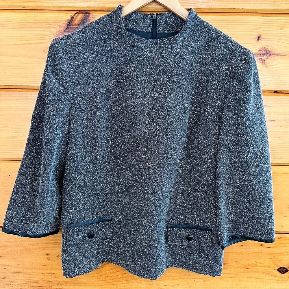 Talbots Women's Black And White Sweater 3/4 Length
Sleeve Size 18